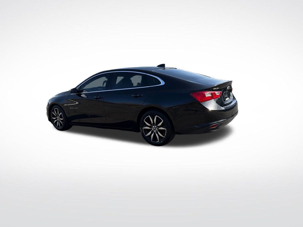 Used 2017 Chevrolet Malibu LT image 12