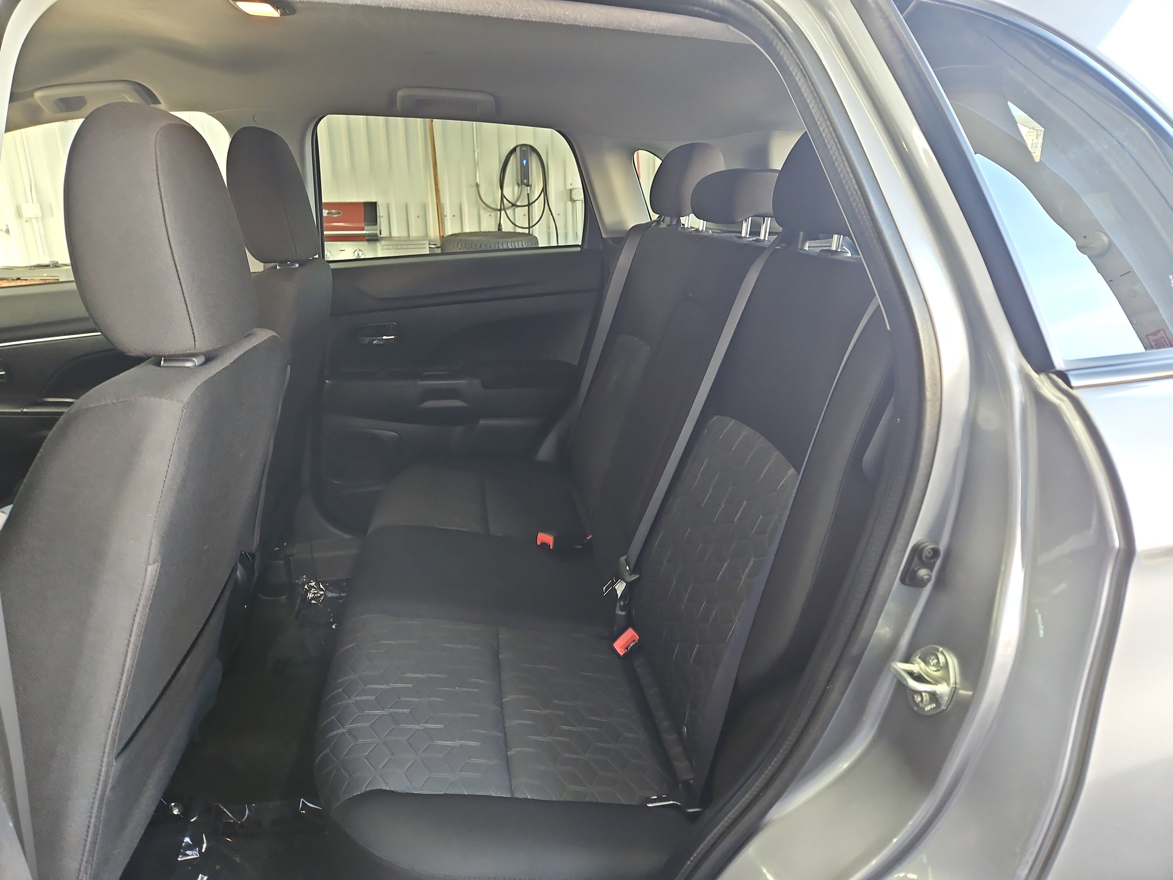 Used 2025 Mitsubishi Outlander Sport AWD image 11