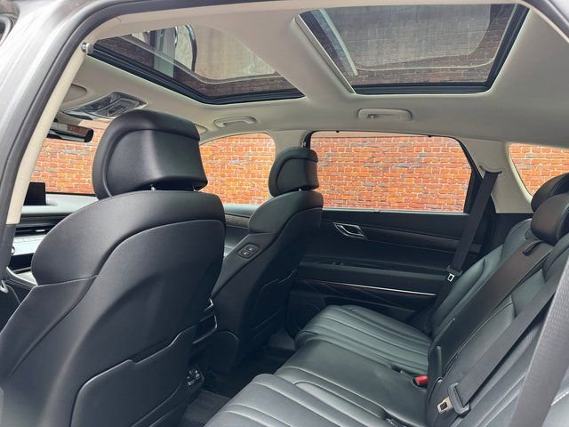 Used 2024 Genesis GV80 3.5T image 3