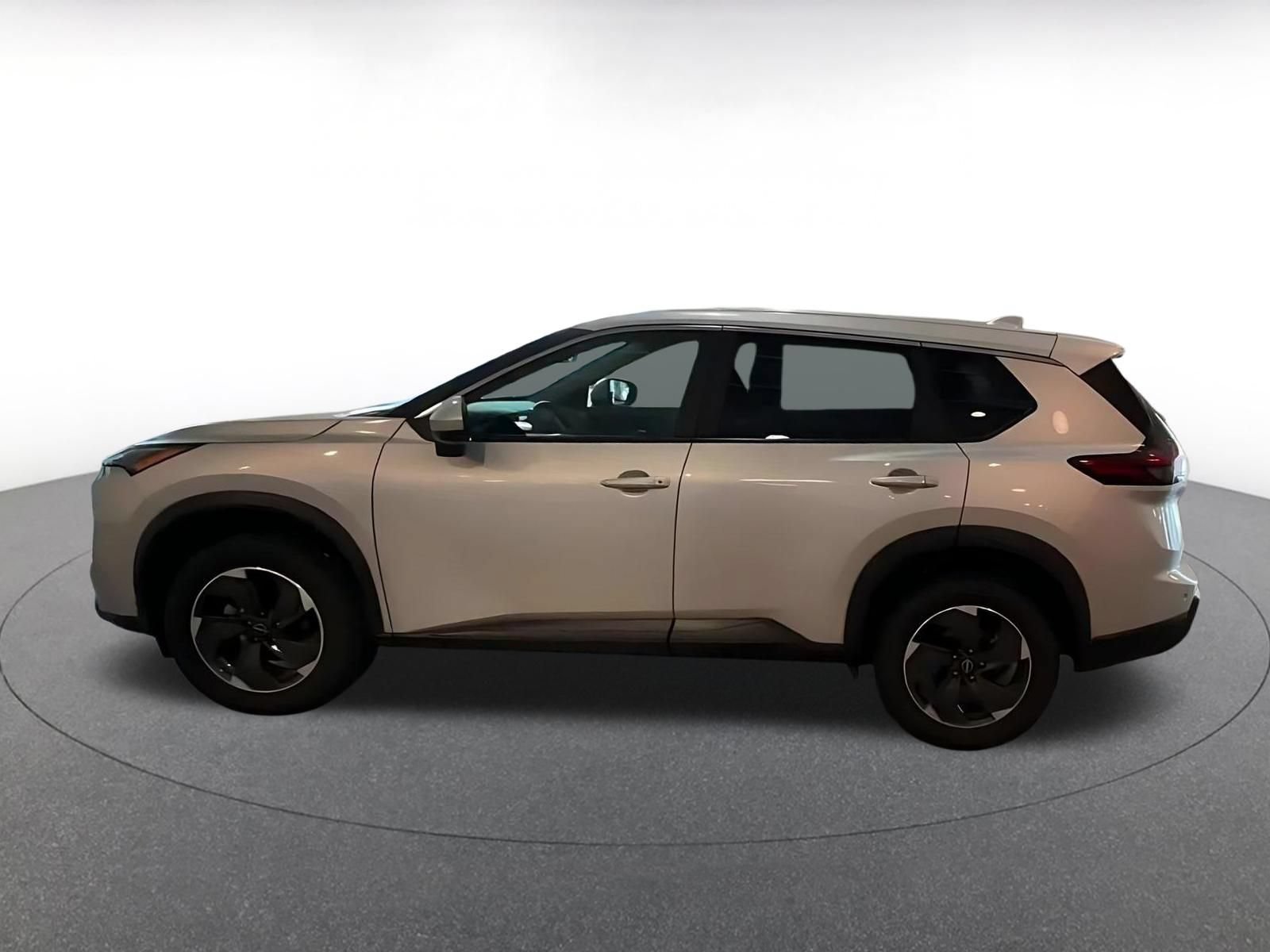 Used 2025 Nissan Rogue SV AWD/4WD image 8