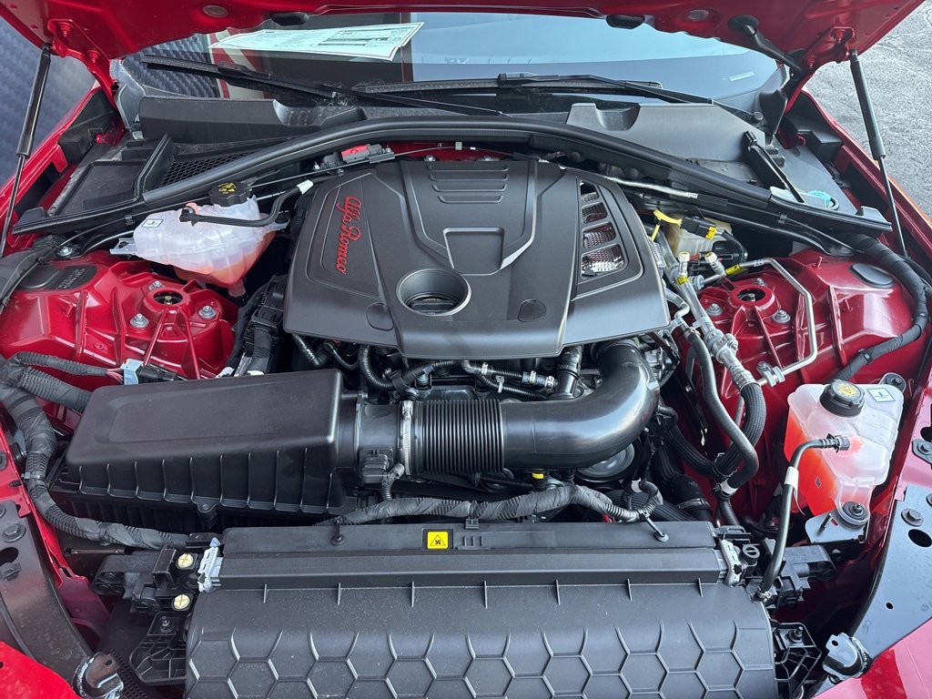New 2025 Alfa Romeo Giulia AWD w/ Veloce Package AWD image 25