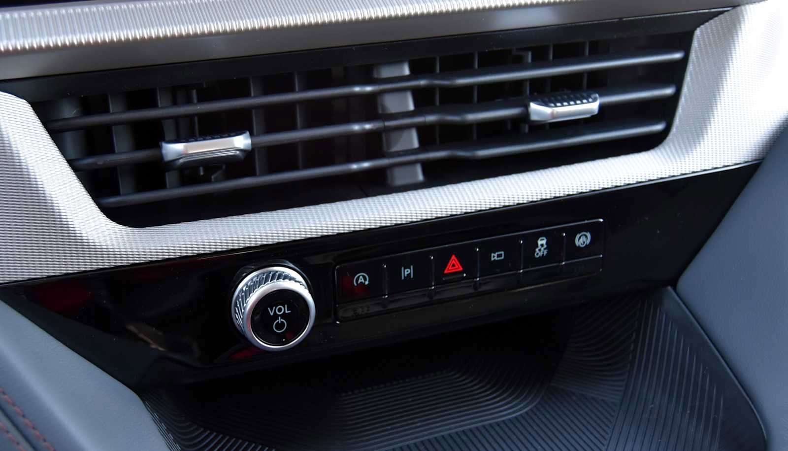 New 2026 Ford Explorer Active image 23