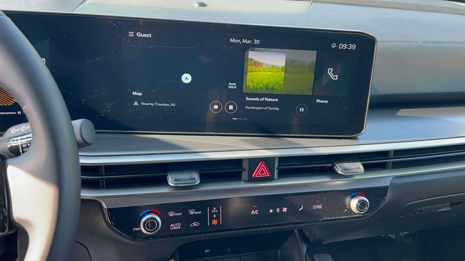 Used 2024 Kia Sorento S image 23