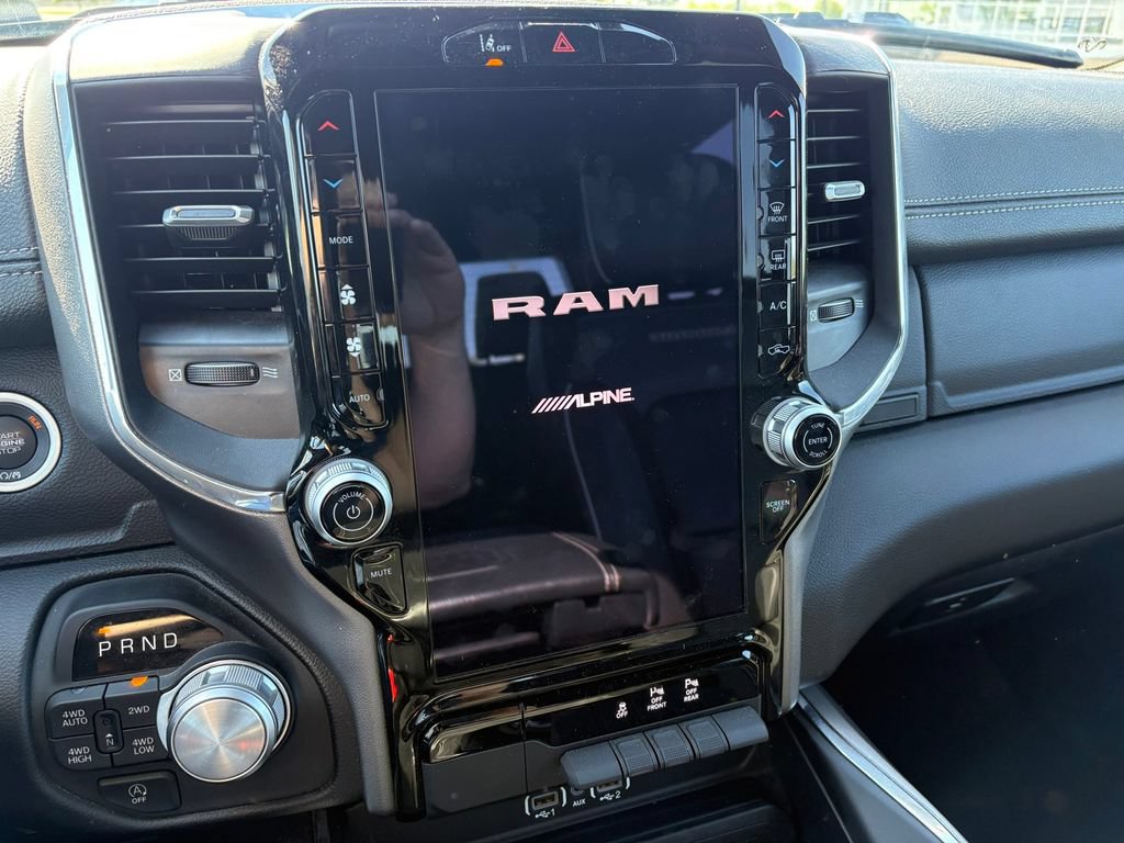 Used 2025 RAM 1500 Laramie AWD/4WD image 16