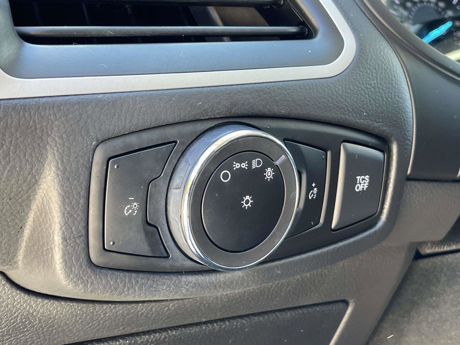 Used 2023 Ford Edge SEL w/ Cargo Accessory Package image 17