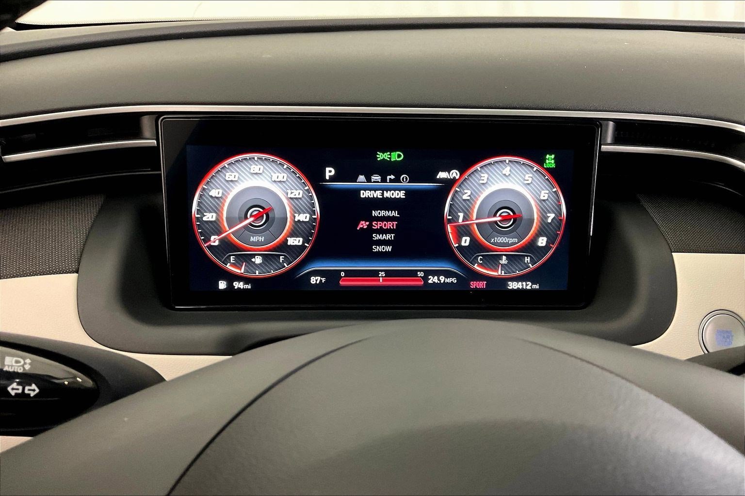 Used 2023 Hyundai Tucson Limited AWD/4WD image 15