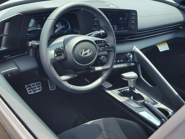 New 2026 Hyundai Elantra Sport FWD image 5