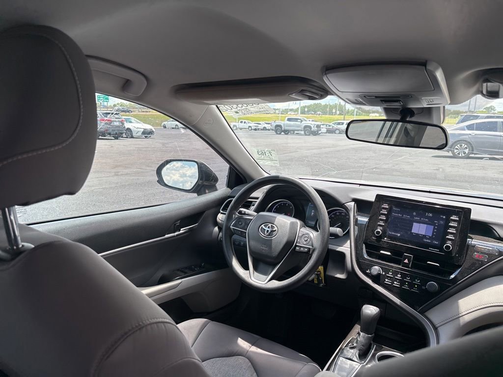 Used 2021 Toyota Camry LE FWD image 27