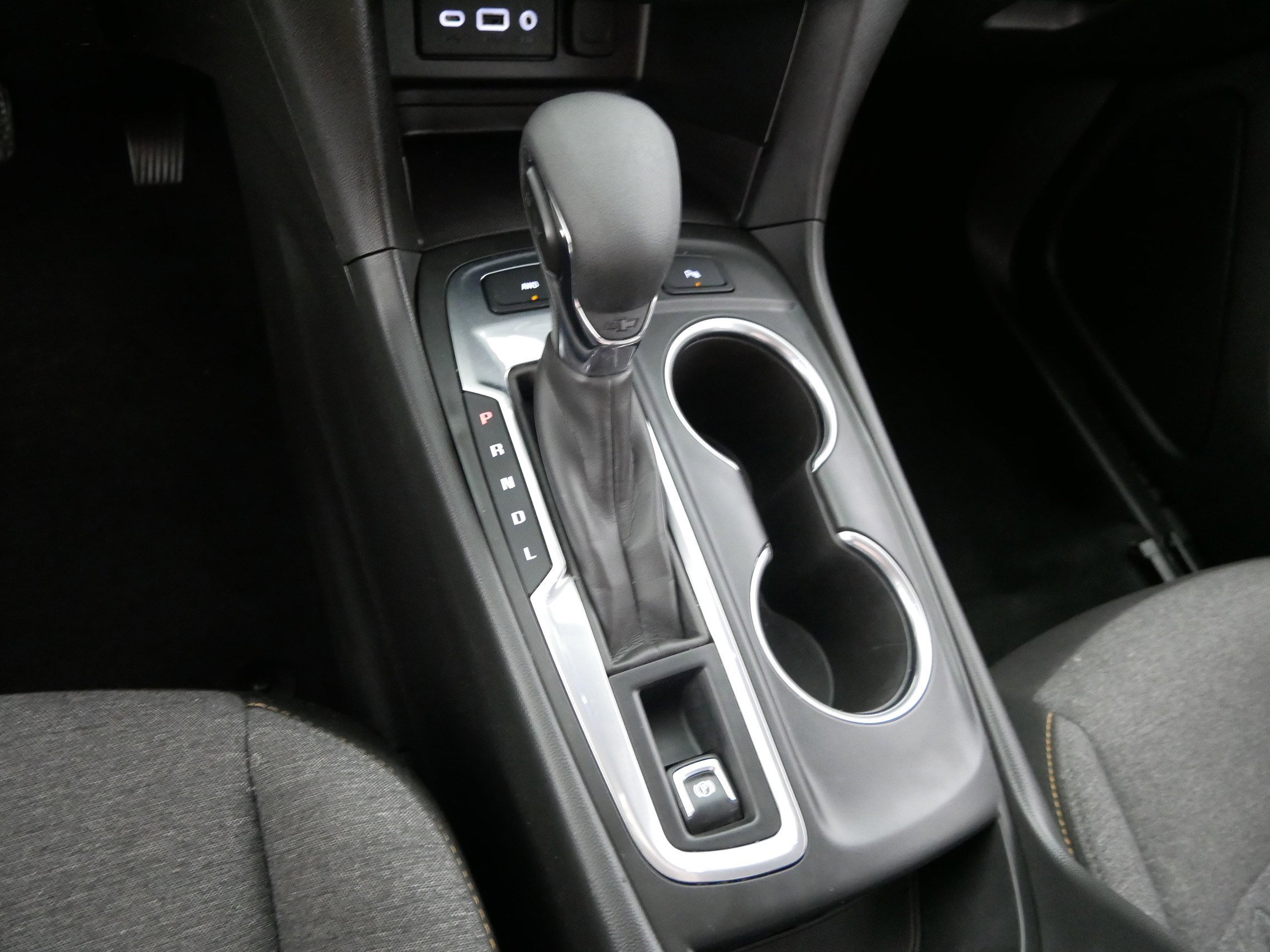 Used 2023 Chevrolet Equinox LT image 24