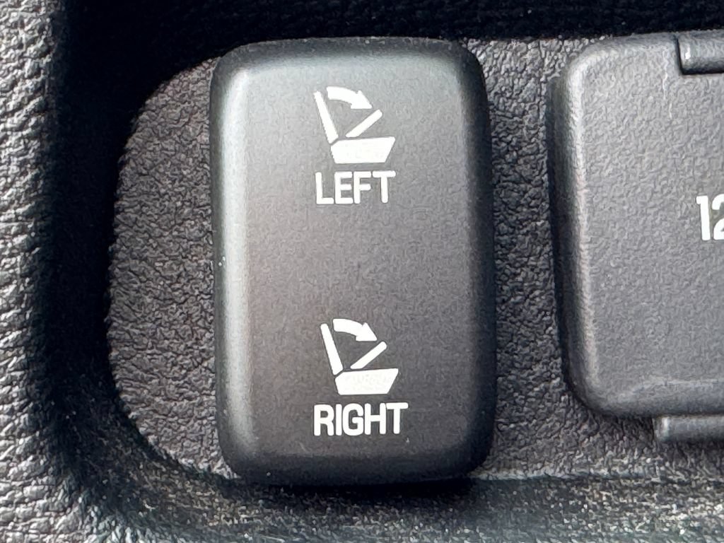 Used 2023 Ford Edge SEL w/ Convenience Package AWD/4WD image 31