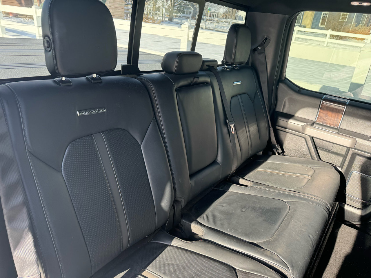 Used 2016 Ford F150 Platinum w/ Equipment Group 701A Luxury image 40