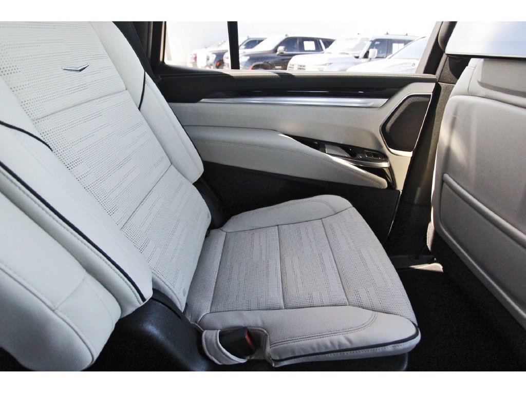 New 2027 Cadillac Escalade Sport w/ Touring Package AWD/4WD image 11