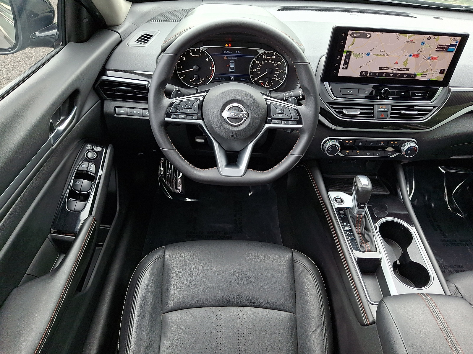 Certified 2024 Nissan Altima 2.5 SR w/ SR Premium Package FWD image 11