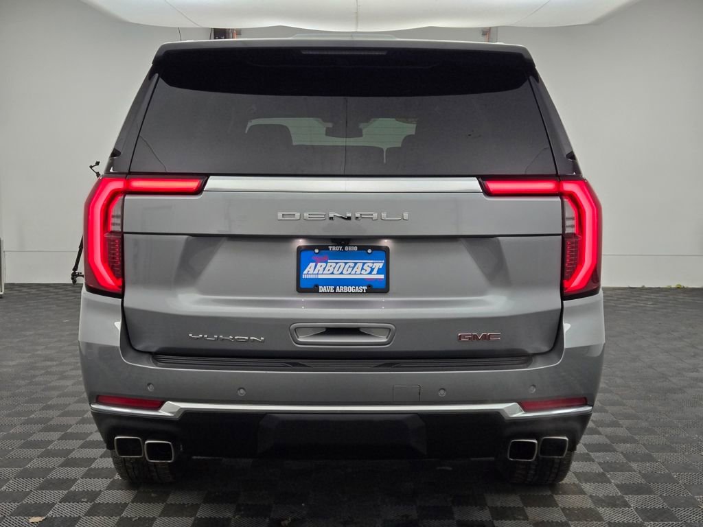 Used 2025 GMC Yukon Denali image 13