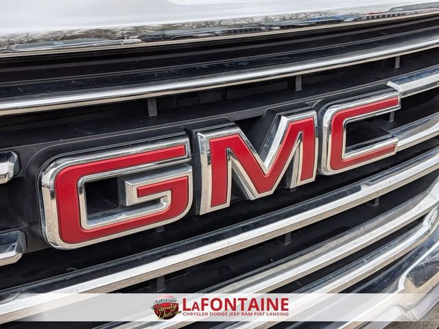 Used 2024 GMC Terrain SLT image 9