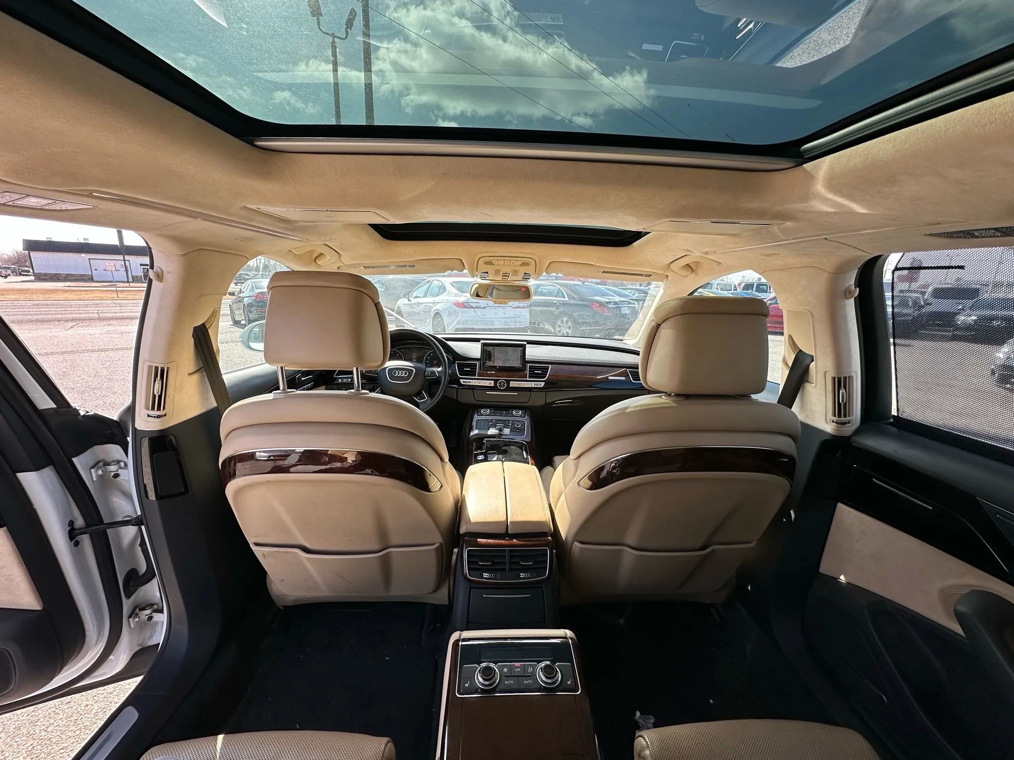 Used 2014 Audi A8 L 4.0T w/ Luxury Package image 14