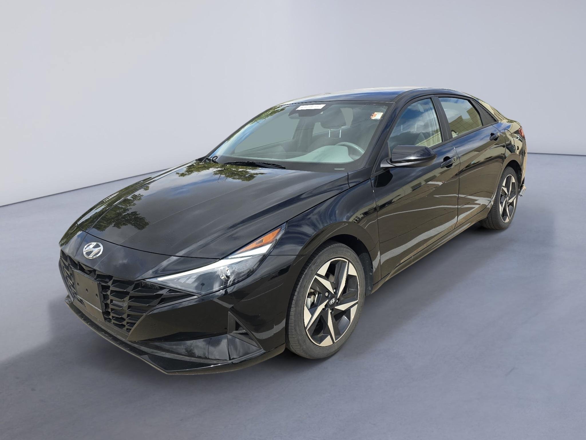 Used 2023 Hyundai Elantra SEL w/ Convenience Package