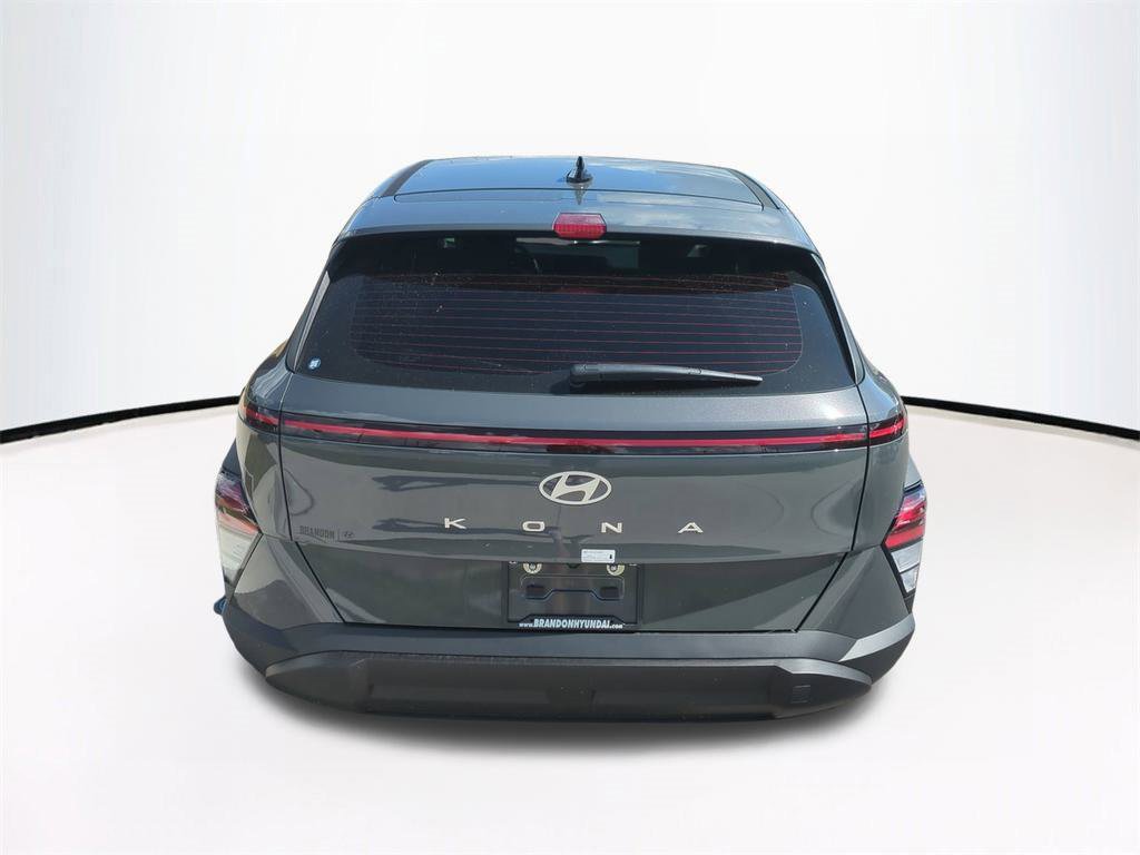 New 2026 Hyundai Kona SE image 6