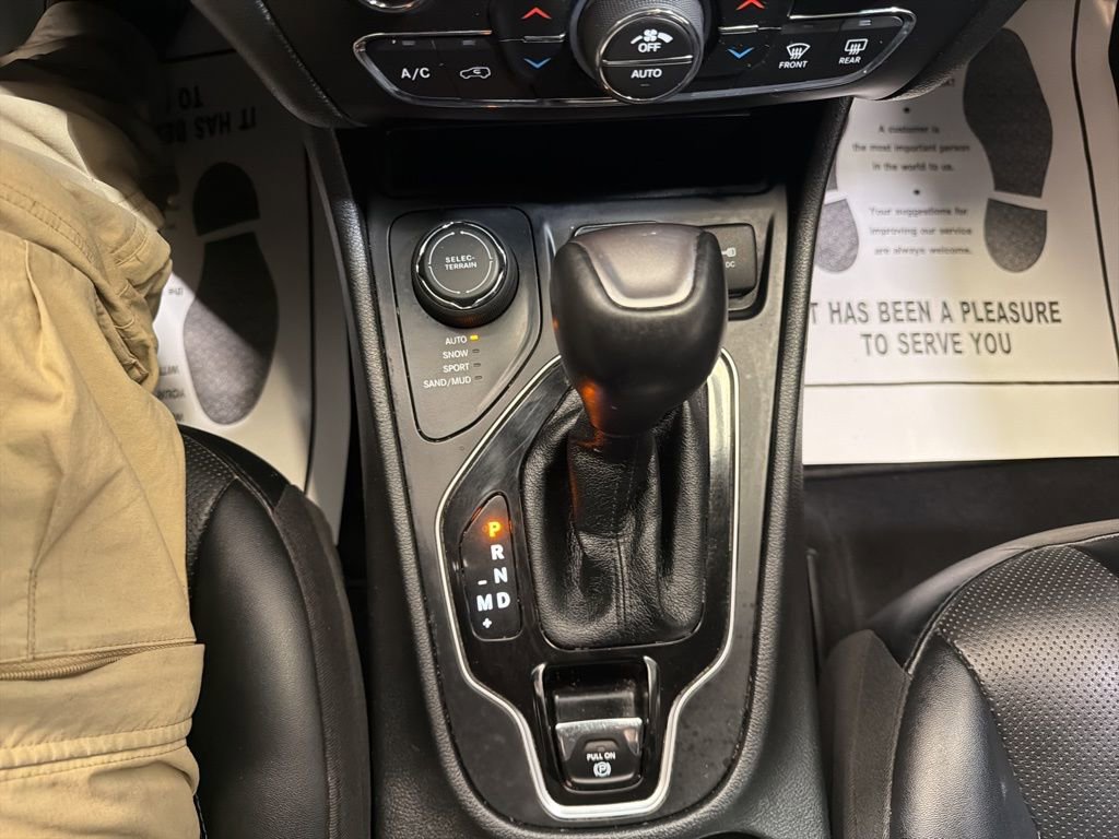 Used 2022 Jeep Cherokee Limited image 28