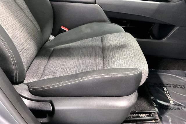 Used 2021 Nissan Rogue S AWD/4WD image 42