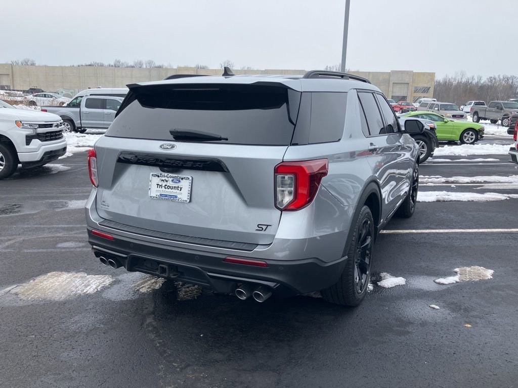 Used 2023 Ford Explorer ST w/ Equipment Group 401A image 8