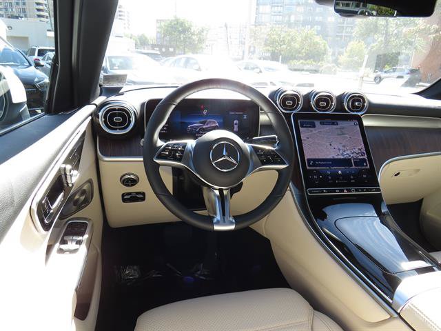 Used 2026 Mercedes-Benz GLC 300 4MATIC image 10