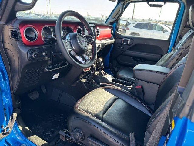 Used 2023 Jeep Wrangler Rubicon AWD/4WD image 16