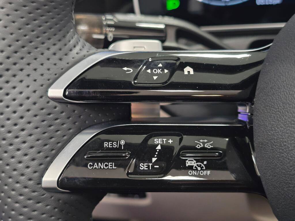 New 2026 Mercedes-Benz CLE 300 4MATIC Cabriolet image 37