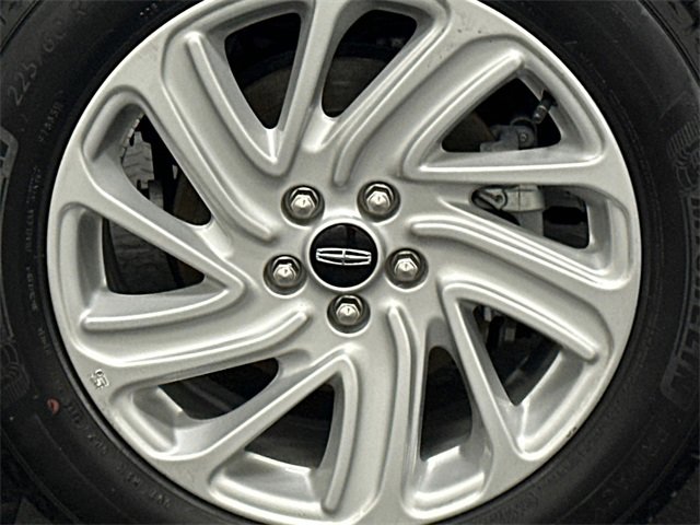 Used 2023 Lincoln Corsair AWD image 5
