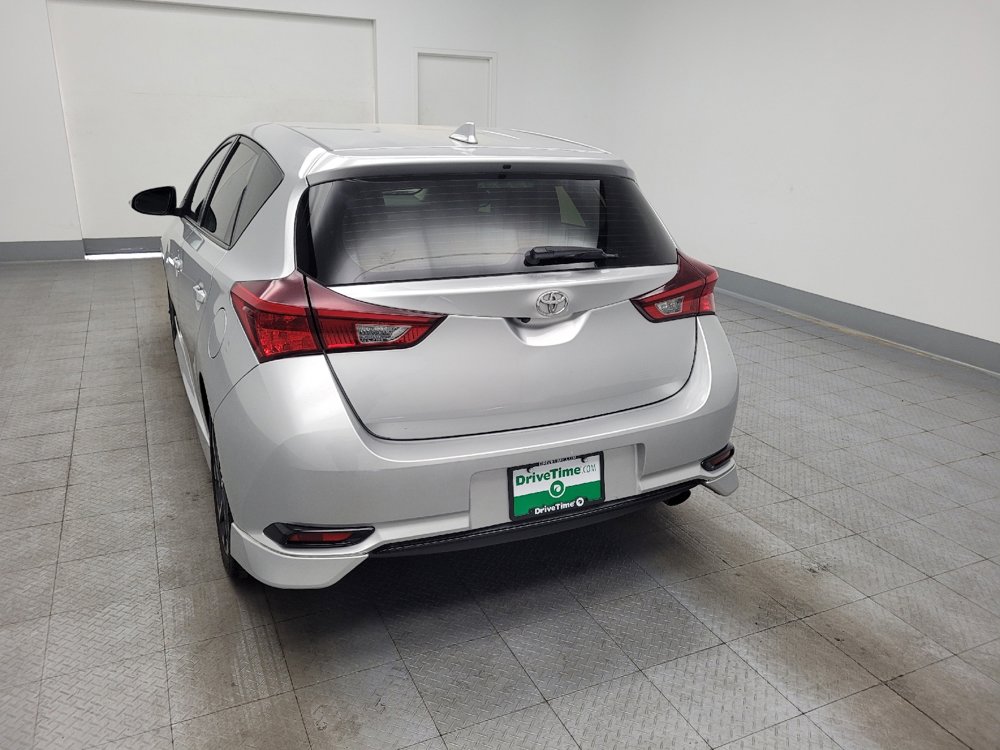 Used 2018 Toyota Corolla iM FWD image 6