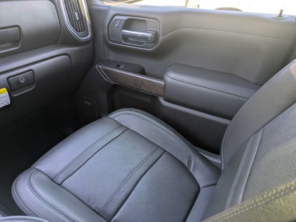 Used 2022 GMC Sierra 1500 Denali w/ Denali Premium Package AWD/4WD image 16