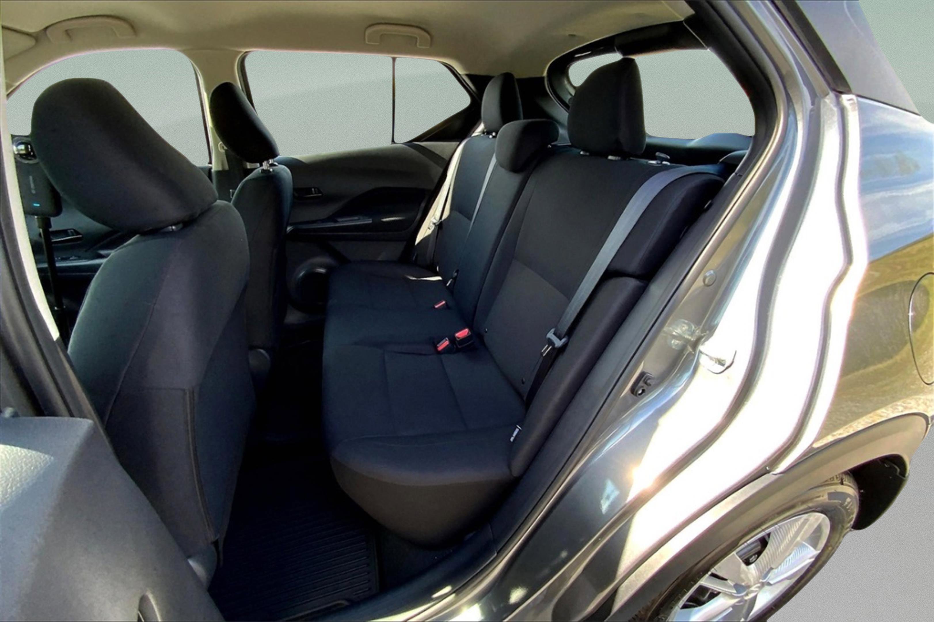 New 2025 Nissan Kicks Play S image 11