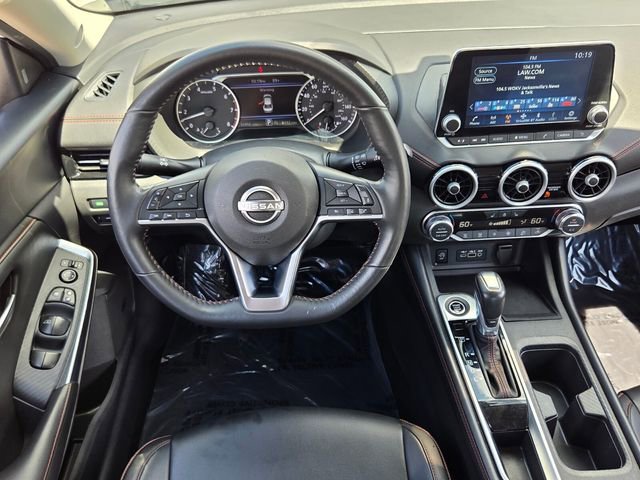 Used 2025 Nissan Sentra SR w/ SR Premium Package FWD image 11