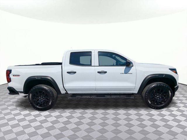 Used 2026 Chevrolet Colorado Trail Boss AWD/4WD image 2