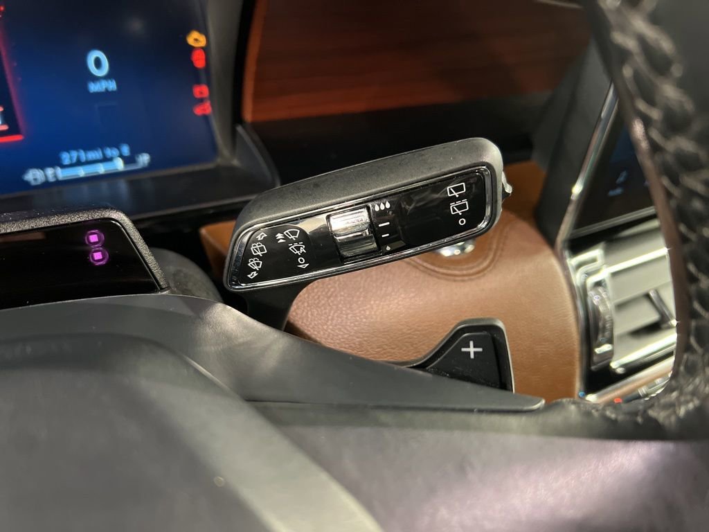 Used 2023 Lincoln Navigator Reserve image 19