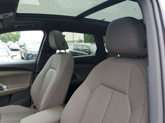 Used 2025 Audi Q5 Premium Plus w/ Premium Plus AWD/4WD image 20