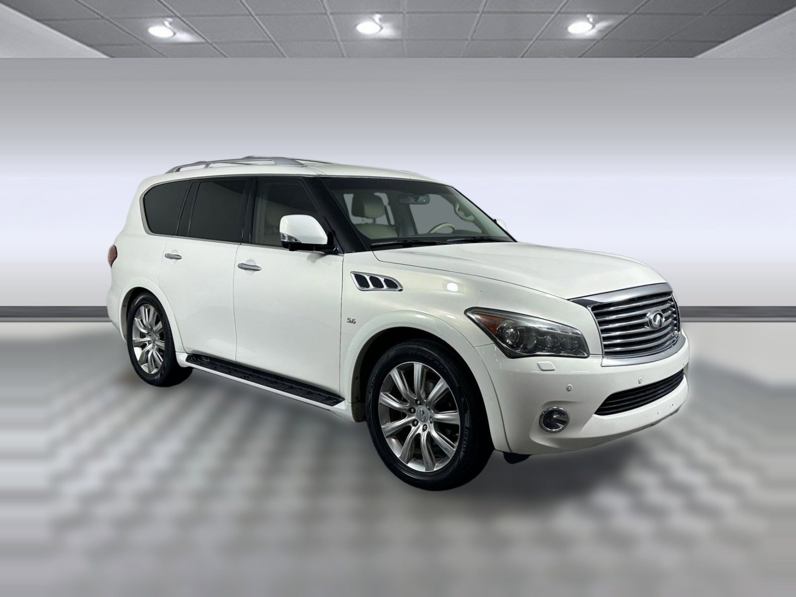 Used 2014 INFINITI QX80 2WD w/ Deluxe Touring Package image 6