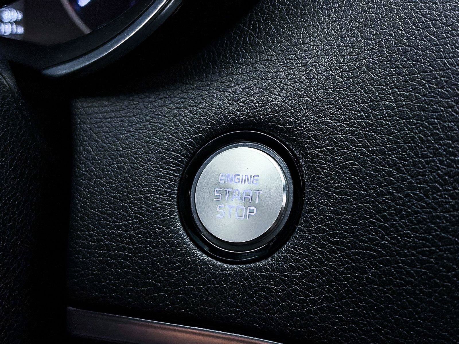 Certified 2023 Kia Stinger GT-Line RWD image 27