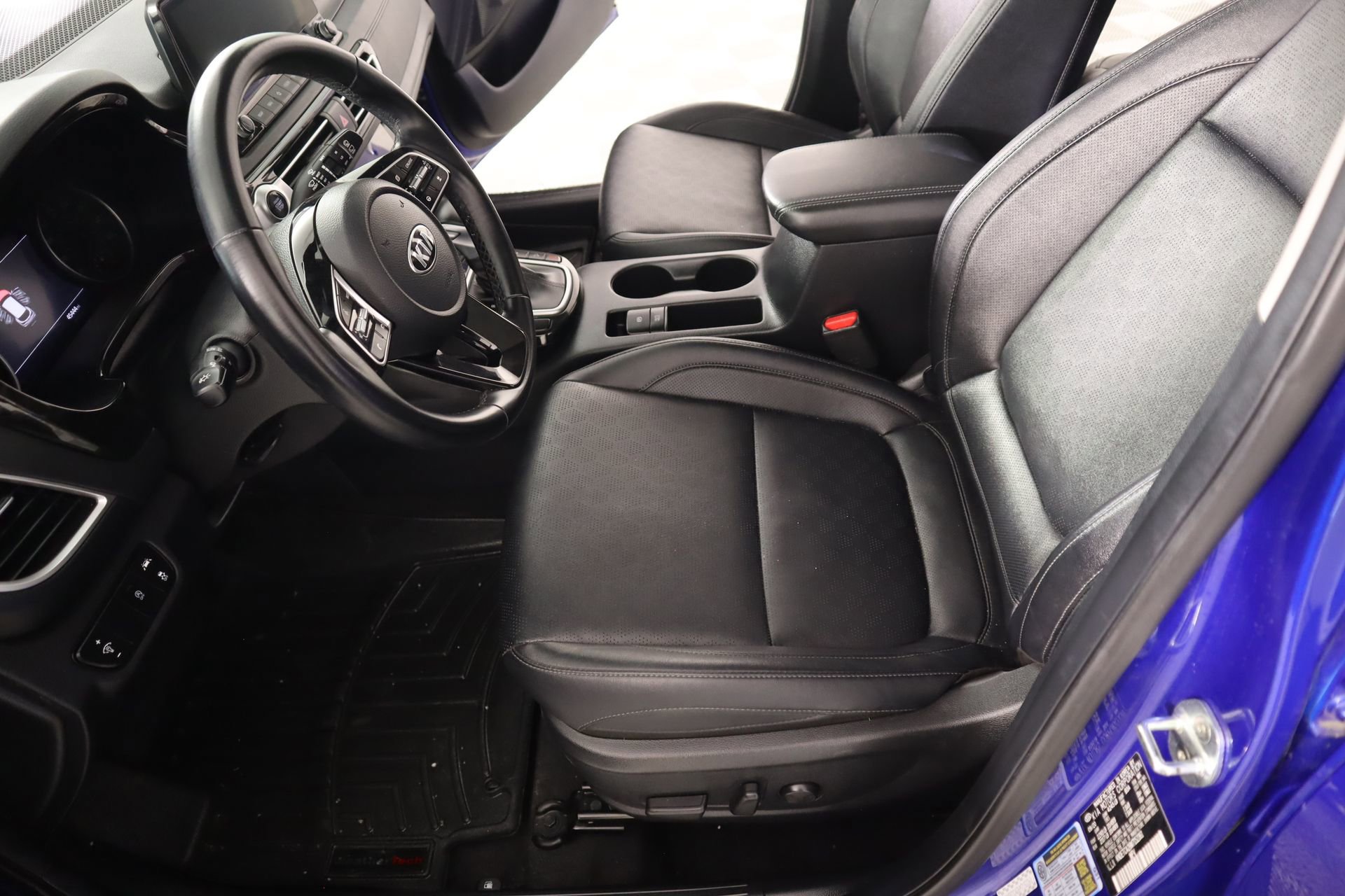 Used 2021 Kia Seltos SX w/ SX Sunroof Package image 11