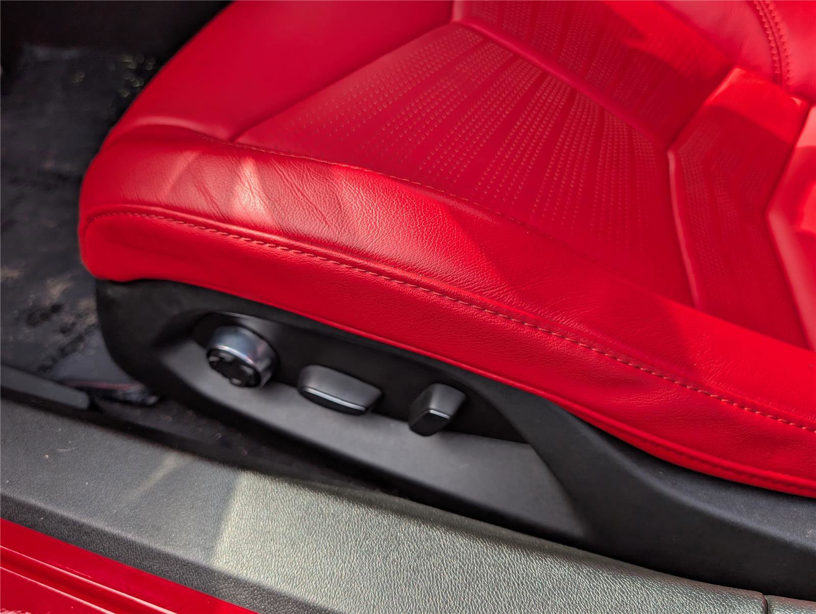 Used 2023 Chevrolet Corvette Z06 w/ Stealth Interior Trim Package image 15