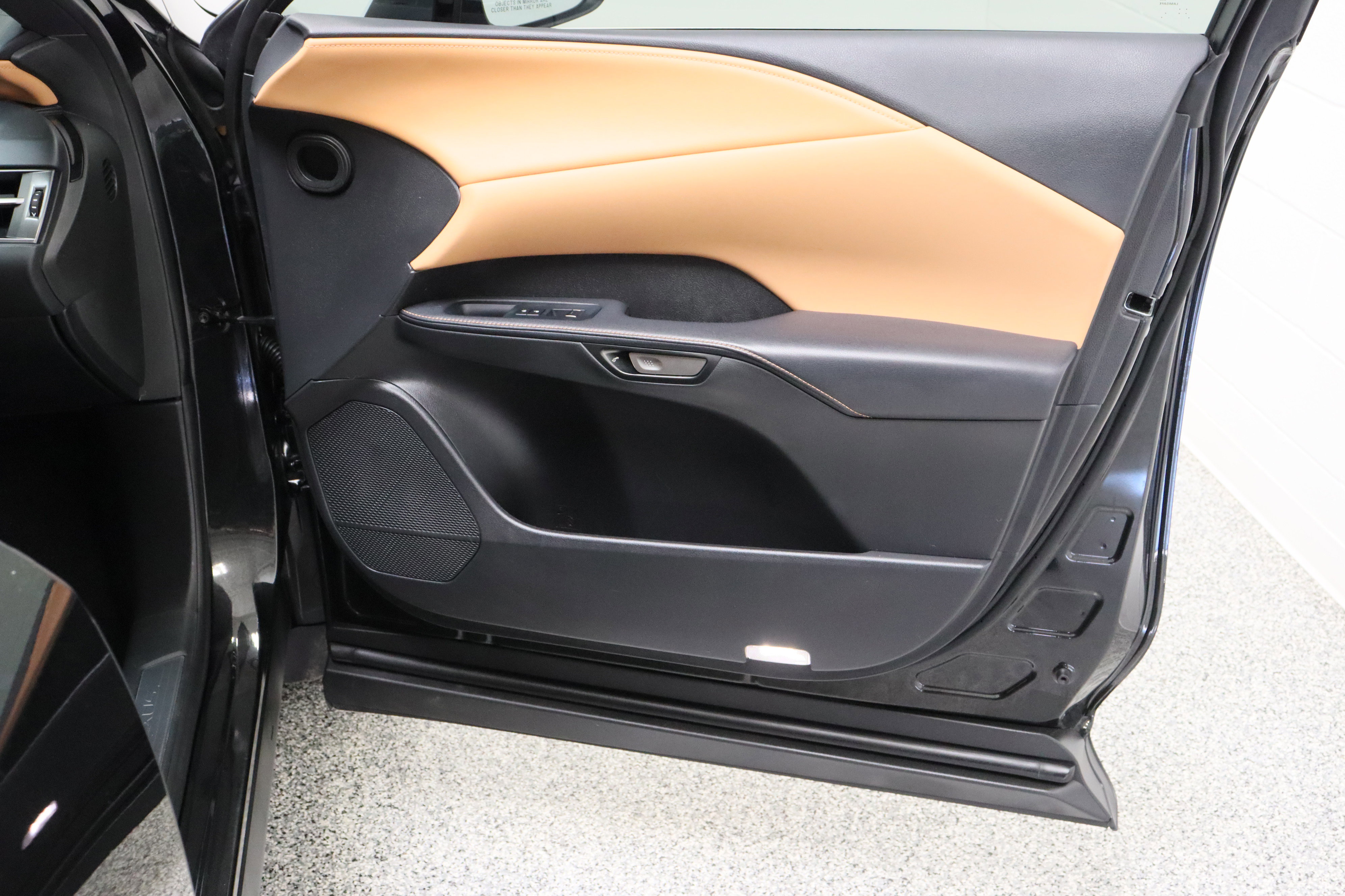 Used 2024 Lexus RX 350h w/ Convenience Package image 37