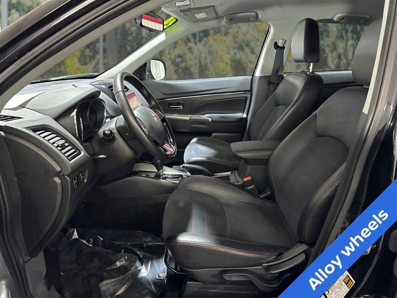 Used 2024 Mitsubishi Outlander Sport SE image 9