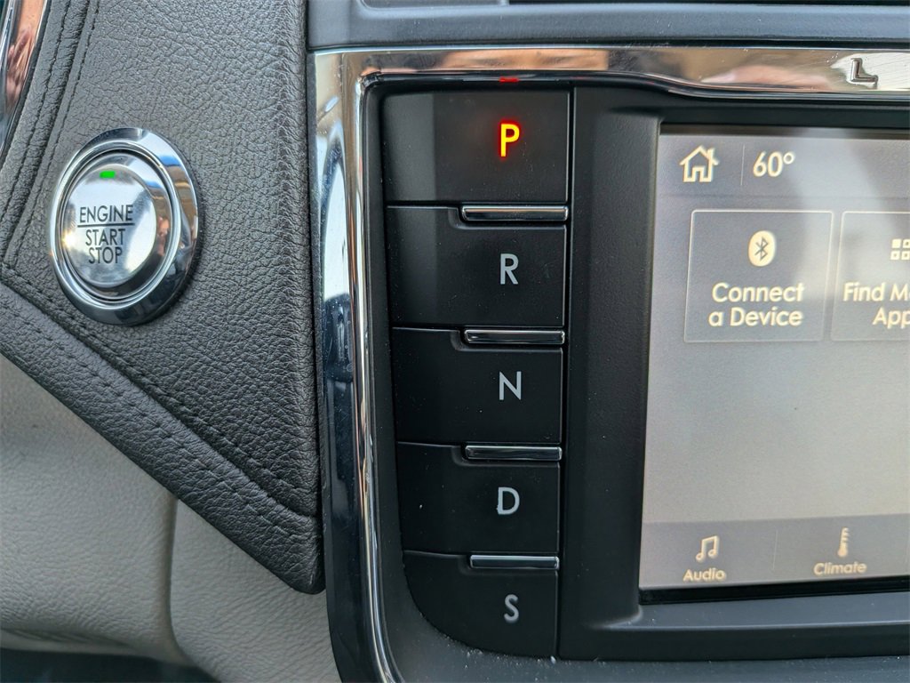 Used 2019 Lincoln Continental Premiere image 23