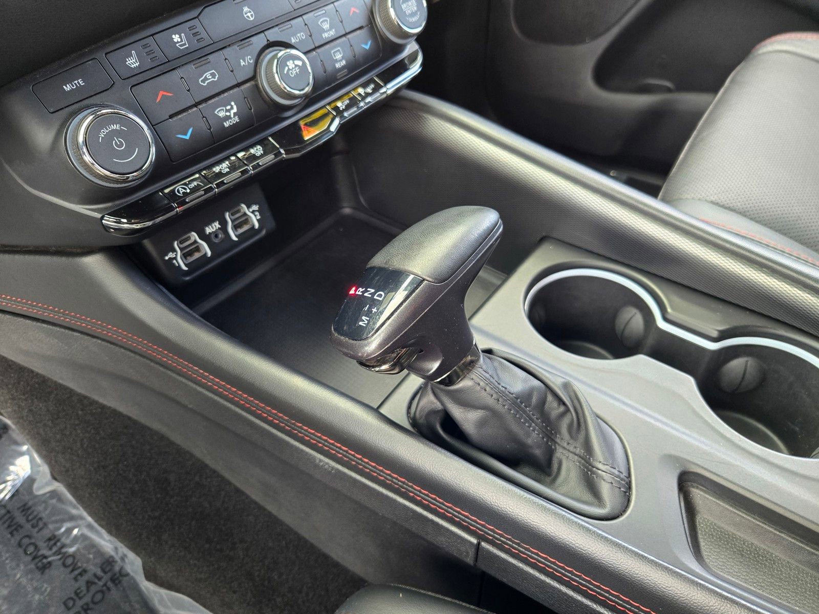 Used 2023 Dodge Durango GT image 19