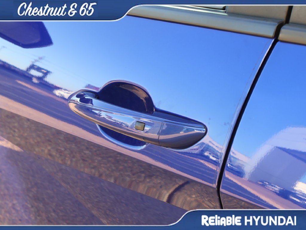 Certified 2025 Hyundai Elantra SEL FWD image 19