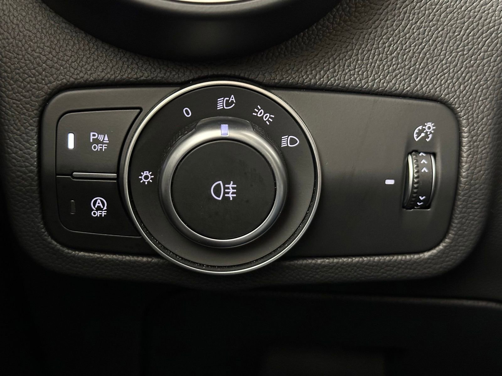Used 2022 Alfa Romeo Stelvio Ti AWD/4WD image 12