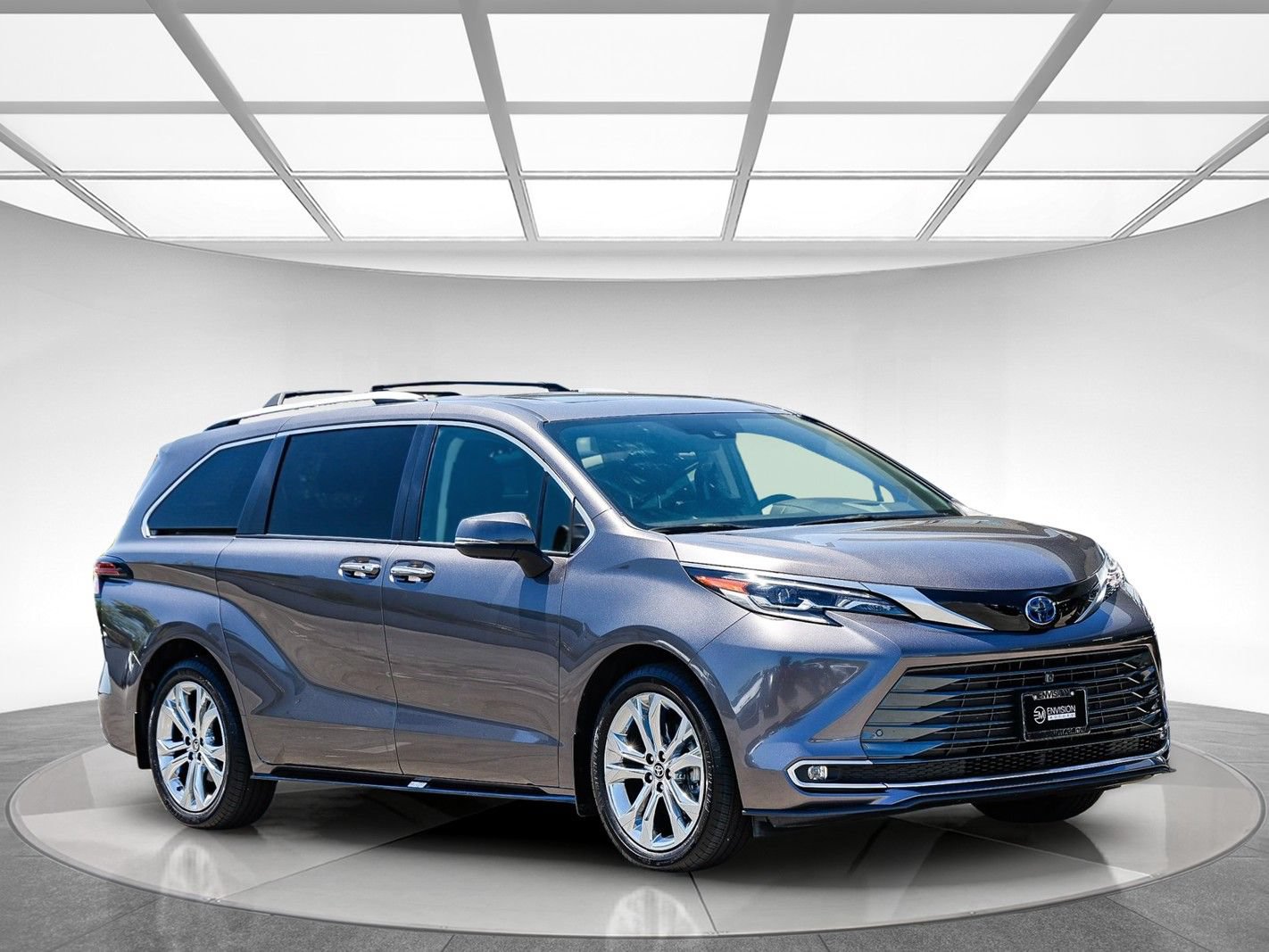 Used 2024 Toyota Sienna Platinum FWD image 5