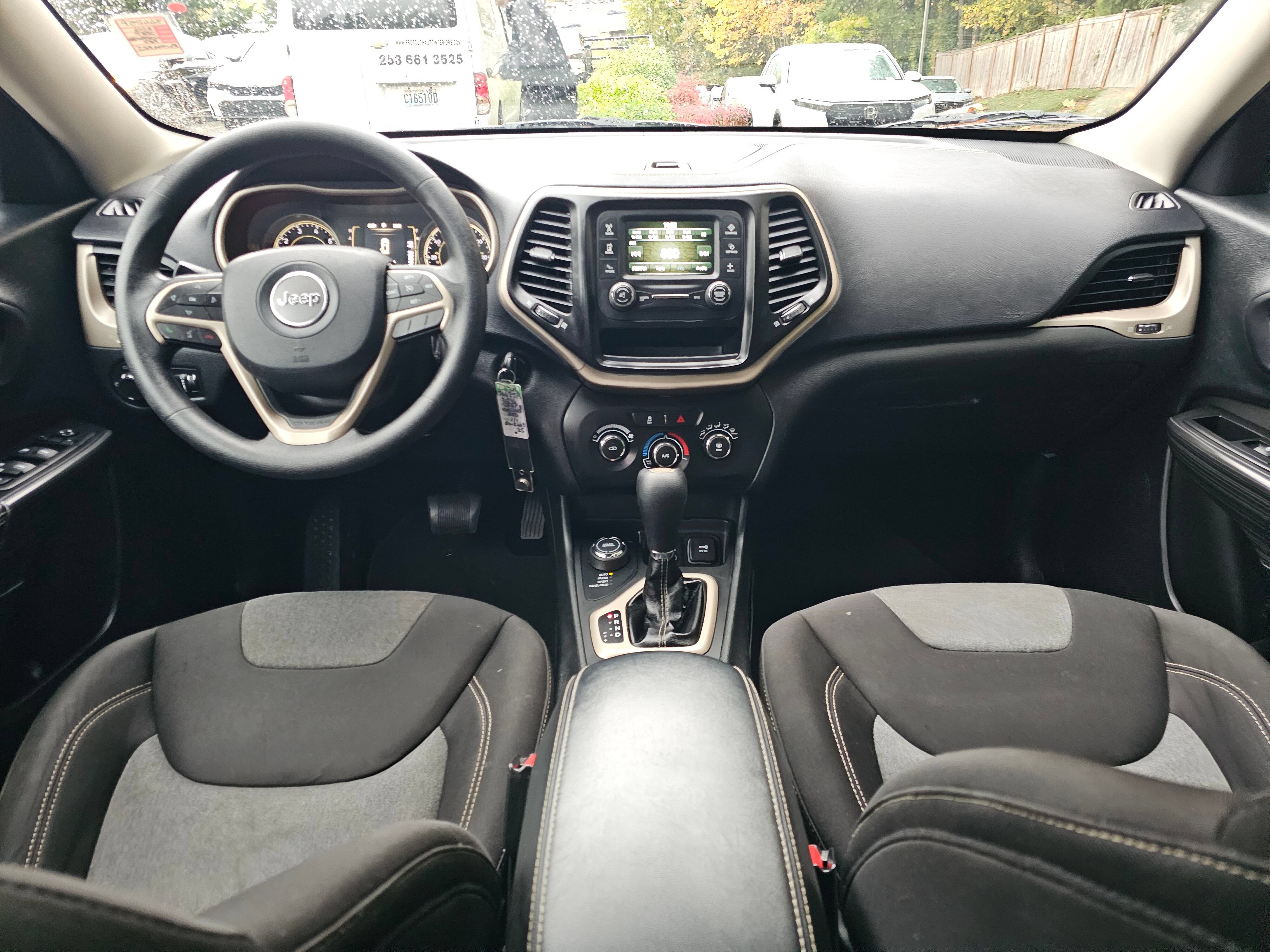 Used 2014 Jeep Cherokee Sport AWD/4WD image 22