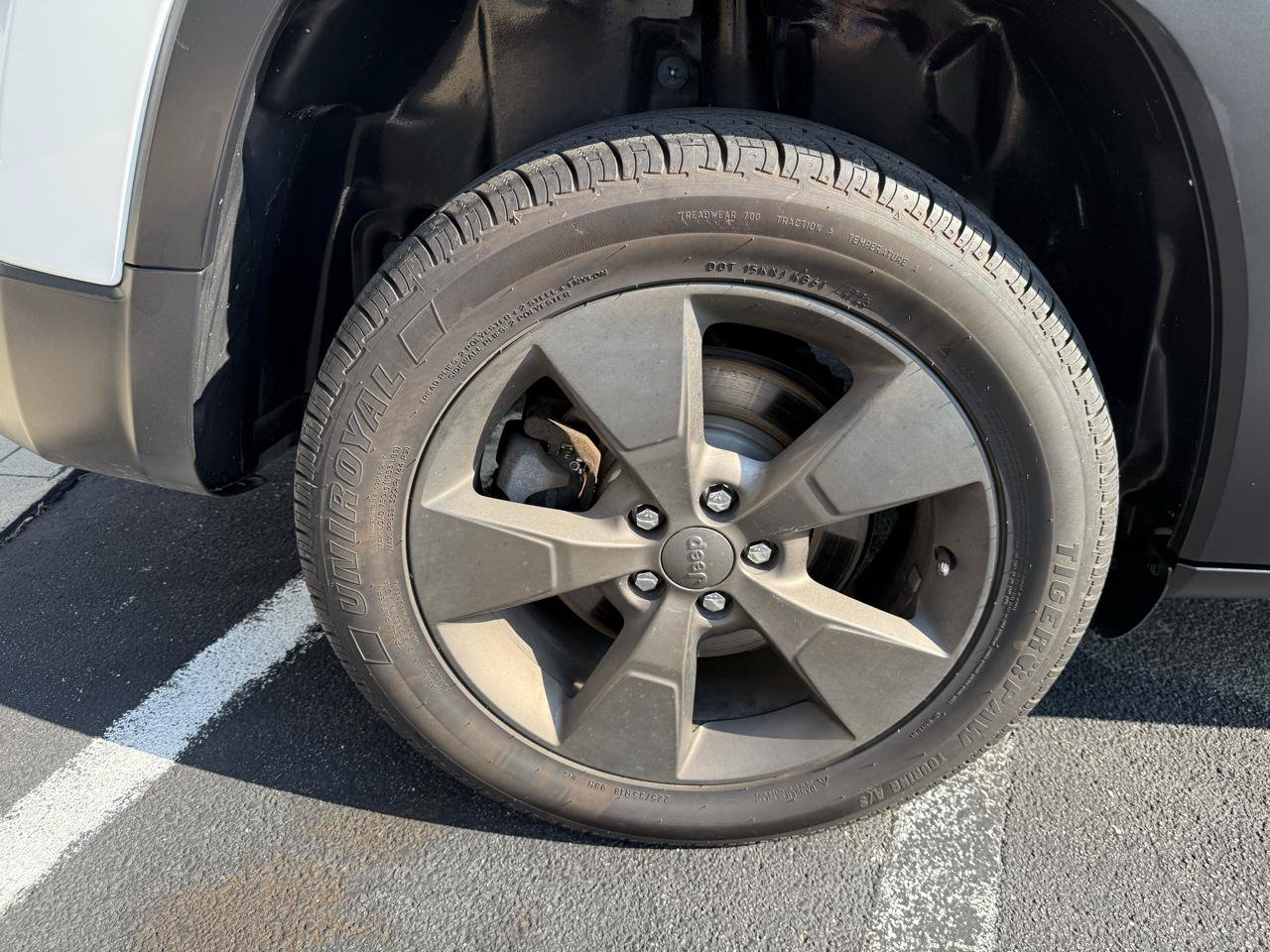 Used 2016 Jeep Cherokee 75th Anniversary FWD image 30