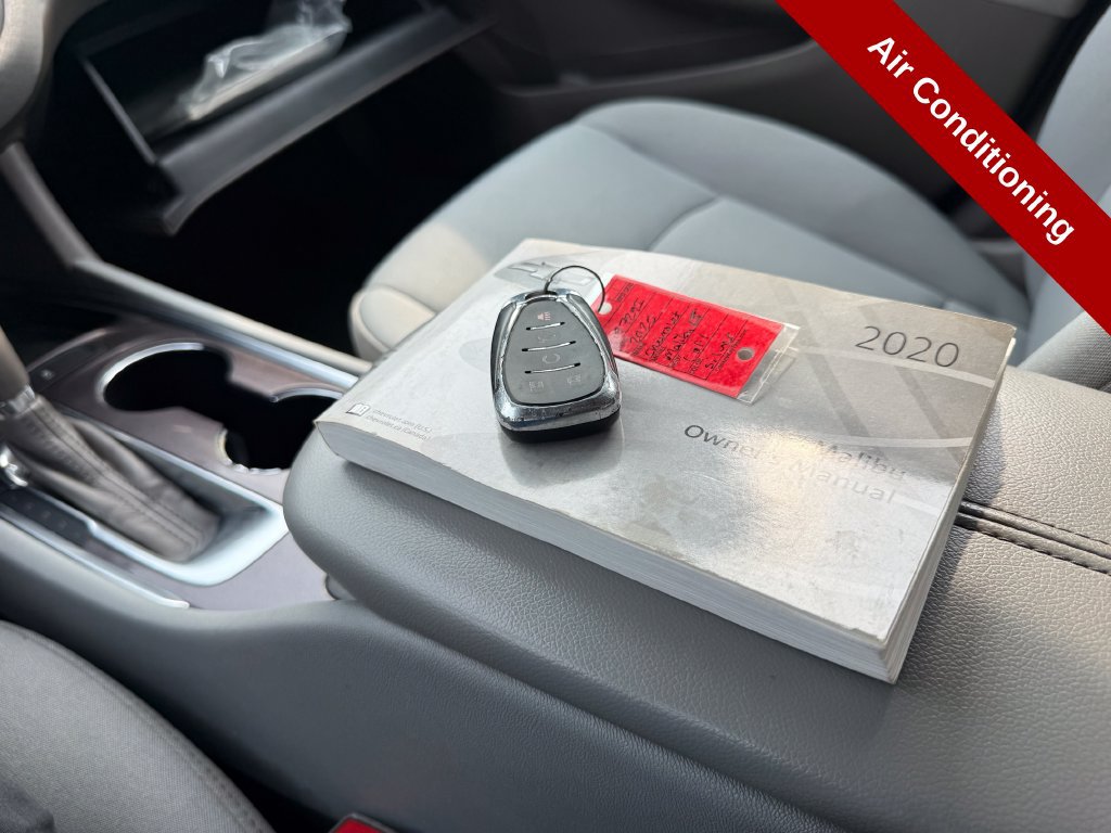 Used 2020 Chevrolet Malibu LT FWD image 28